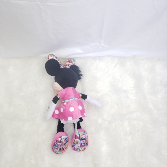 Minie mouse Plushie Disney - Picture 7 of 7